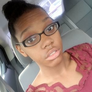 Meet your Posher, Kaniss